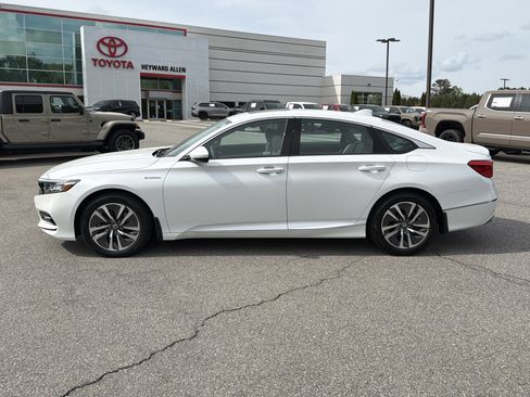 Used 2020 Honda Accord EX image 14
