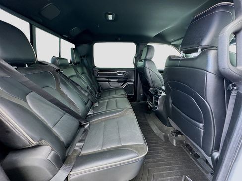 Used 2020 RAM 1500 Laramie AWD/4WD image 18