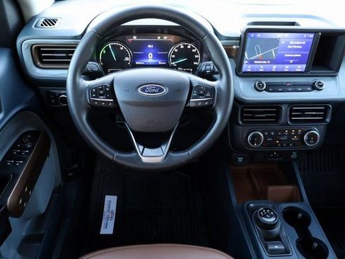 Used 2024 Ford Maverick Lariat image 4