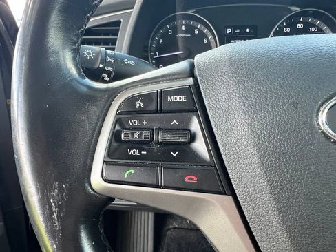 Used 2017 Hyundai Elantra Value Edition FWD image 24