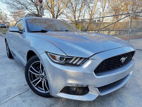 Used 2016 Ford Mustang EcoBoost 2dr Fastback image 3