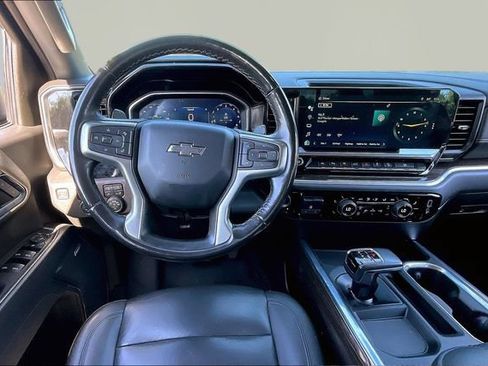 Used 2022 Chevrolet Silverado 1500 RST w/ RST All Star Premium Package AWD/4WD image 8