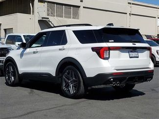 Used 2025 Ford Explorer ST w/ Sun And Sound Package video 2