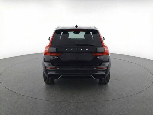 Used 2023 Volvo XC60 B5 Plus w/ Climate Package image 37