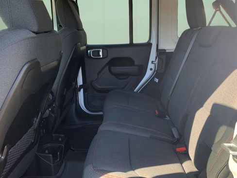 New 2026 Jeep Wrangler Unlimited Rubicon image 18