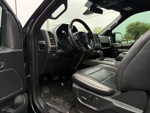 Used 2018 Ford F150 Raptor w/ Equipment Group 802A Luxury AWD/4WD image 40