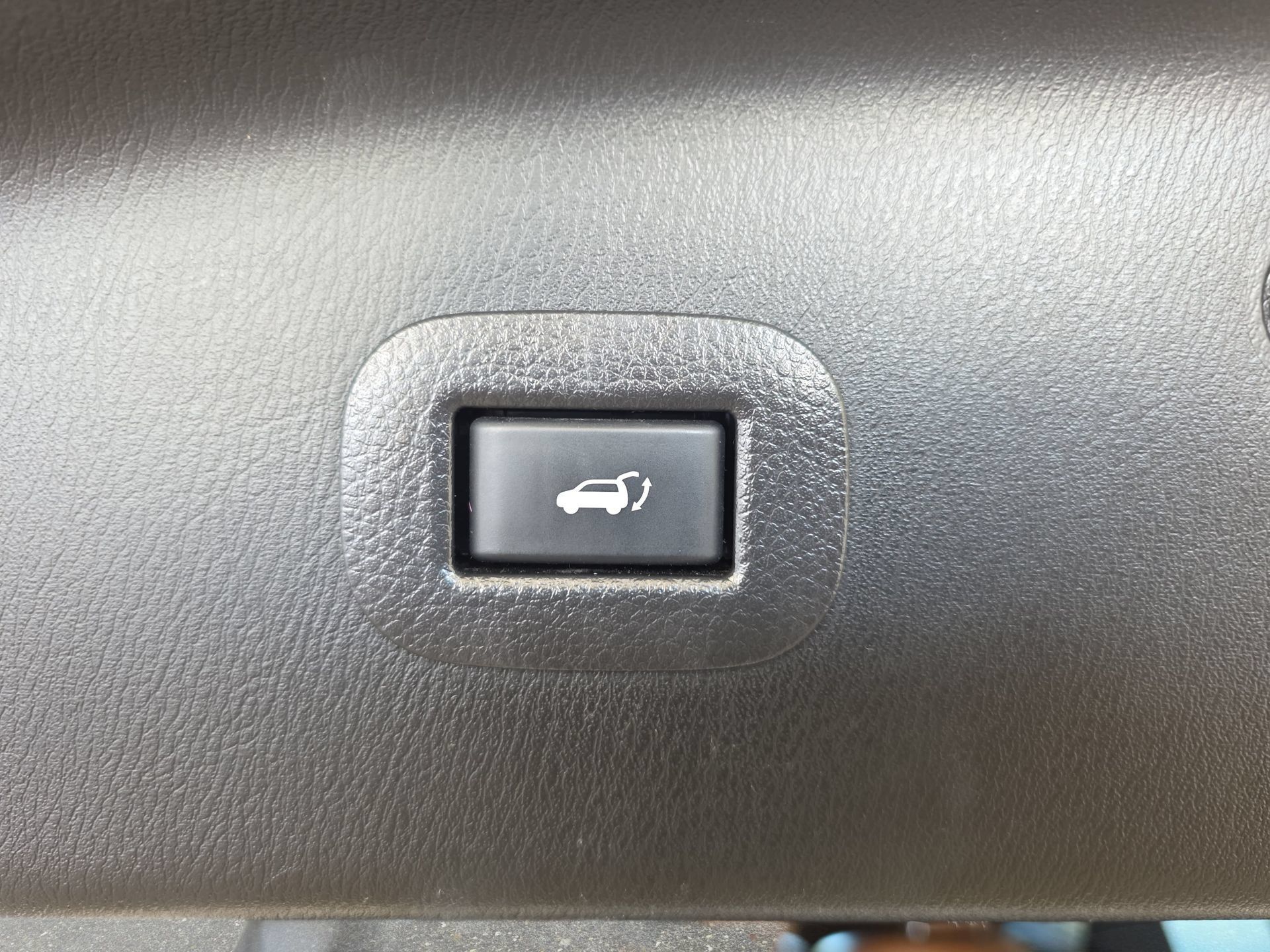 Used 2022 INFINITI QX80 Sensory w/ Cargo Package RWD image 13