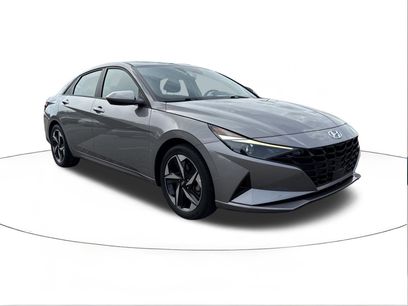 Used 2023 Hyundai Elantra SEL w/ Convenience Package