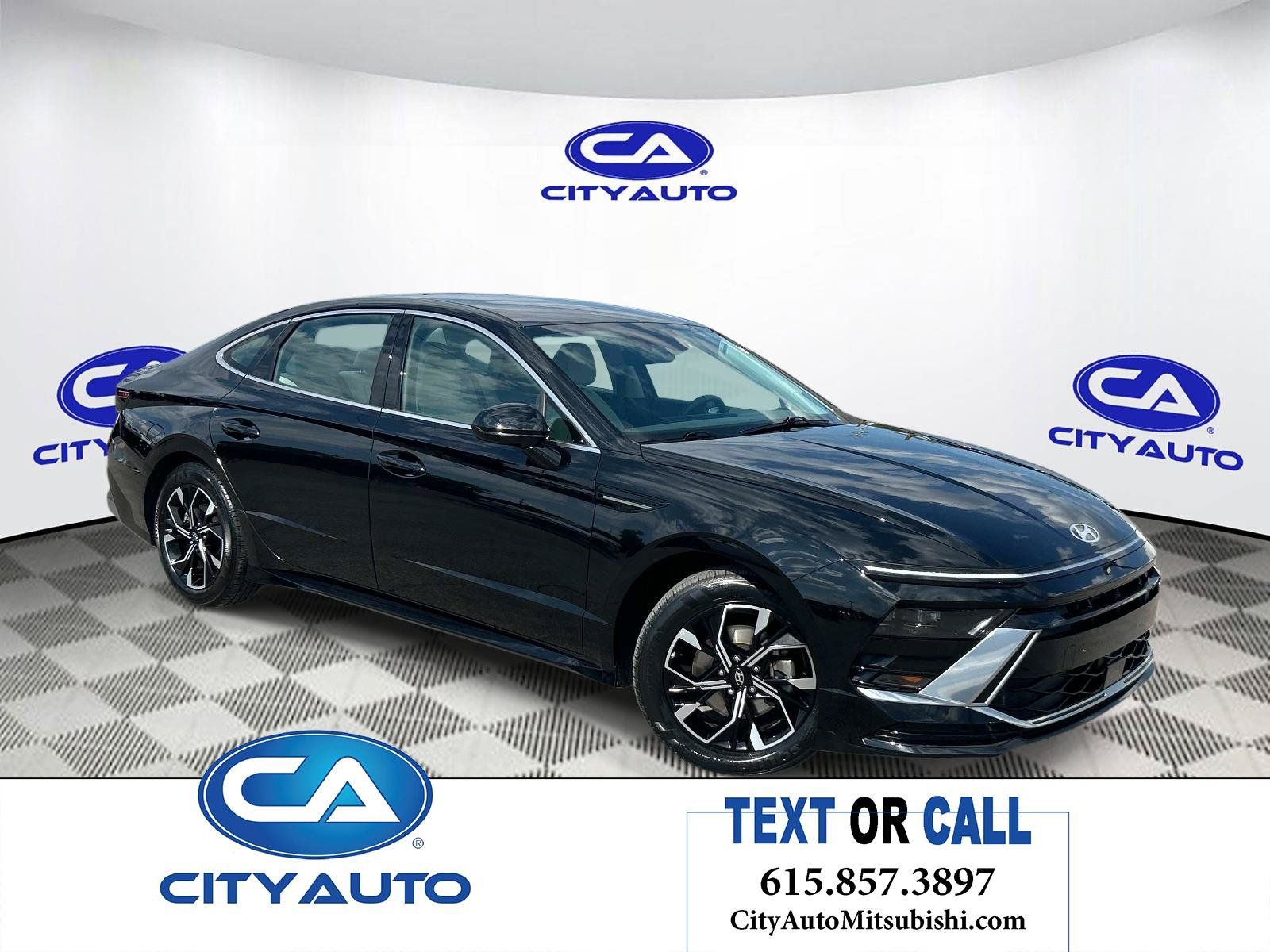 Used 2025 Hyundai Sonata SEL FWD image 1