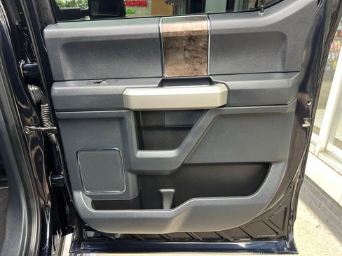 Used 2022 Ford F250 Lariat w/ Lariat Value Package image 23