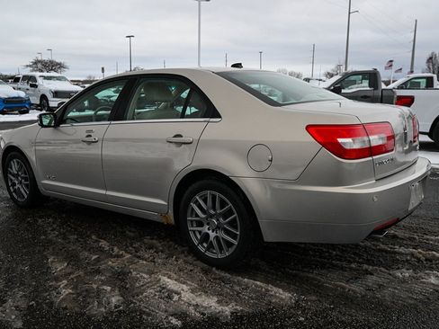 Used 2009 Lincoln MKZ image 7