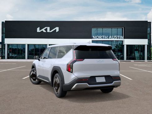 New 2026 Kia EV9 Light image 4