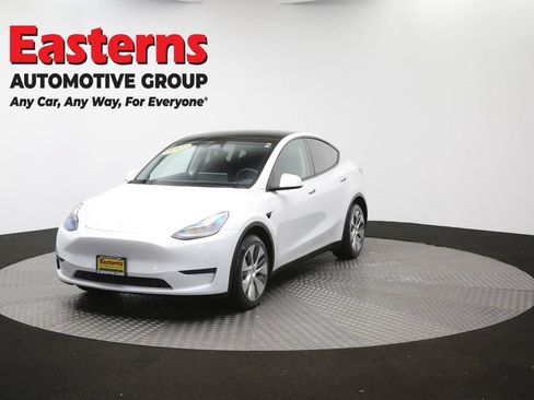 Used 2023 Tesla Model Y Long Range AWD/4WD image 50