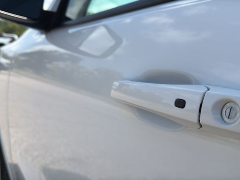 Used 2025 Dodge Durango GT AWD/4WD image 17