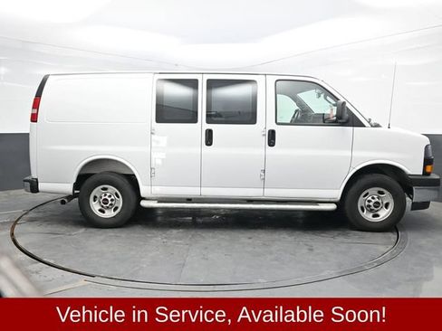 Used 2025 GMC Savana 2500 w/ Driver Convenience Package RWD image 8