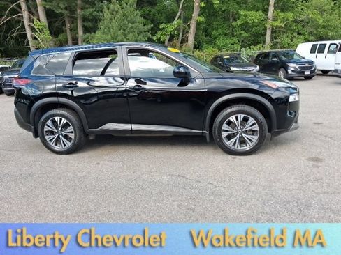Used 2023 Nissan Rogue SV AWD/4WD image 4