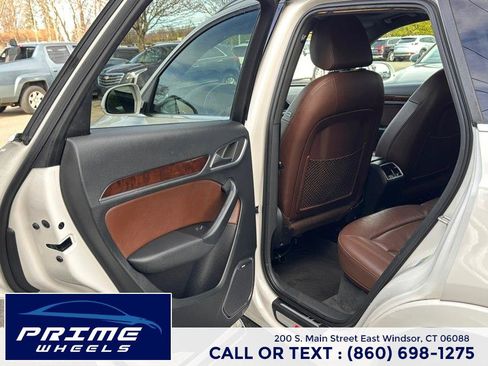 Used 2017 Audi Q3 2.0T Prestige w/ Prestige Package image 11