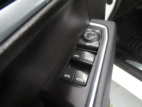 Certified 2025 GMC Sierra 1500 Elevation AWD/4WD image 10