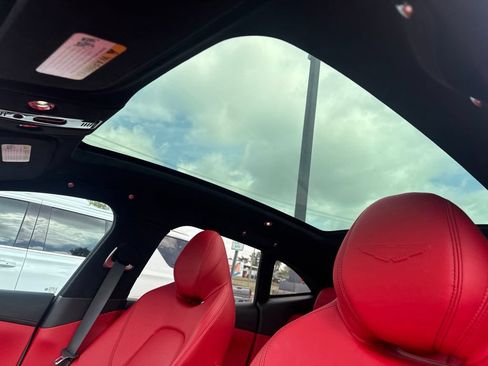 Used 2021 Aston Martin DBX AWD/4WD image 13