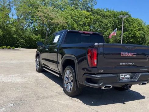 Used 2024 GMC Sierra 1500 Denali w/ Denali Reserve Package AWD/4WD image 7