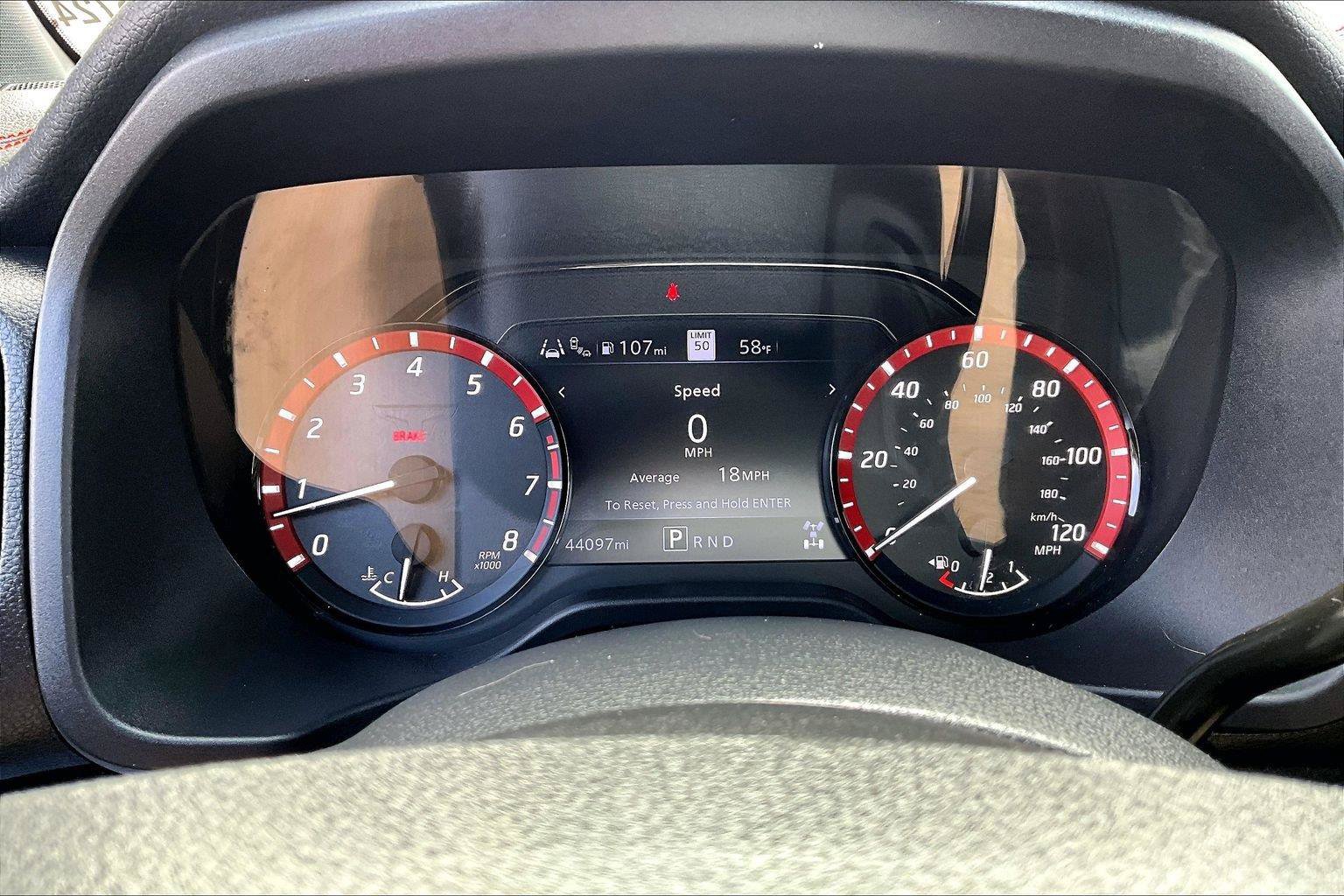 Used 2021 Nissan Titan PRO-4X w/ Pro-4x Convenience Package AWD/4WD image 15