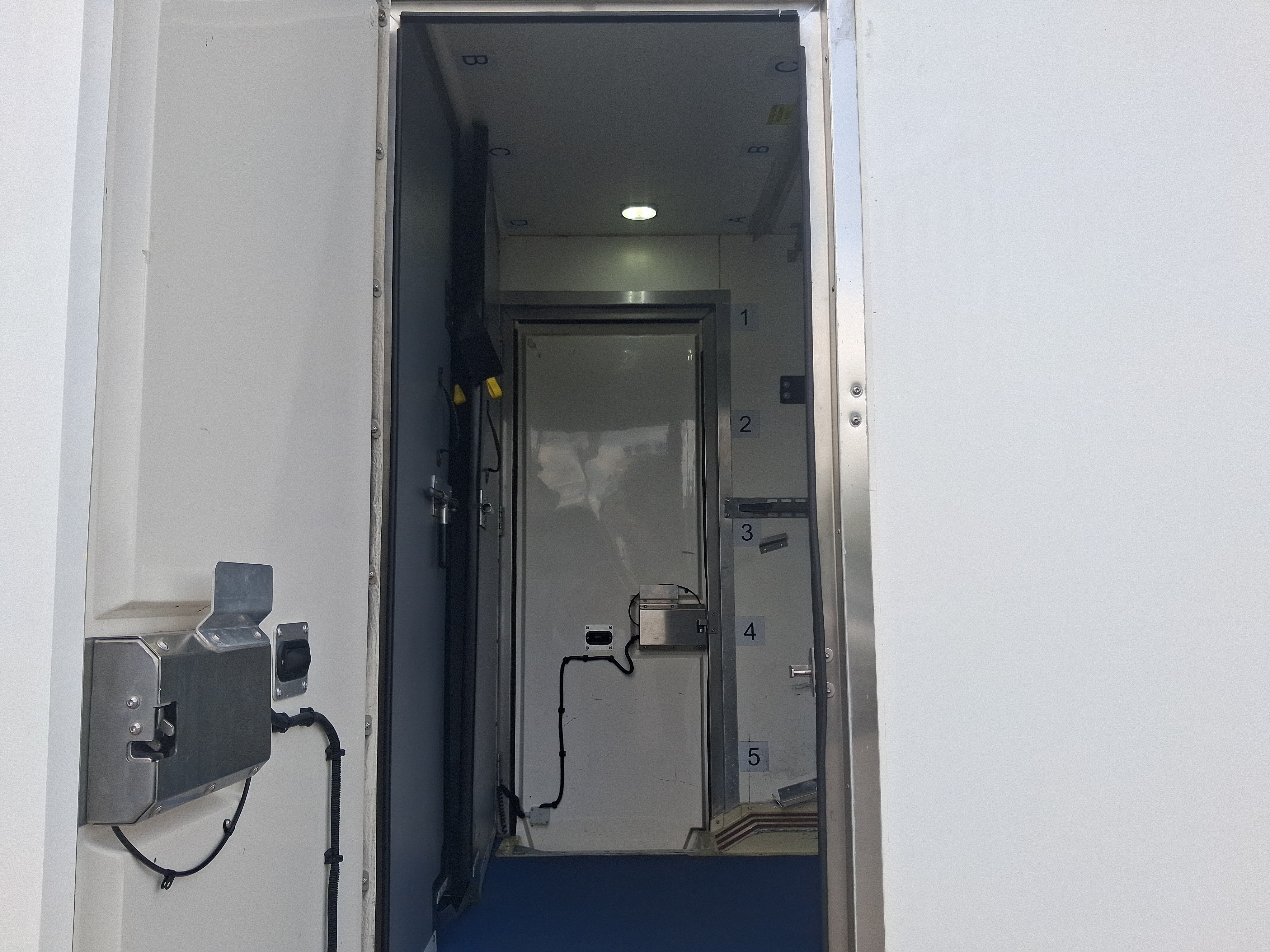 Used 2022 Ford Transit 350 w/ Upfitter Package RWD image 11