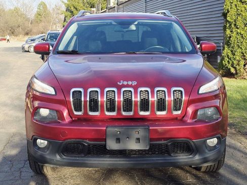 Used 2015 Jeep Cherokee Latitude w/ Cold Weather Group AWD/4WD image 11
