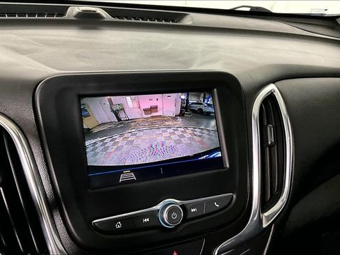 Used 2020 Chevrolet Equinox LT image 21