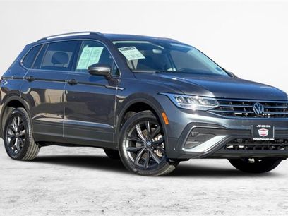Used 2024 Volkswagen Tiguan SE