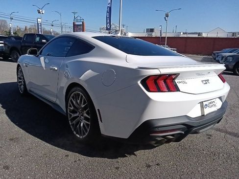 Used 2024 Ford Mustang GT Premium image 5
