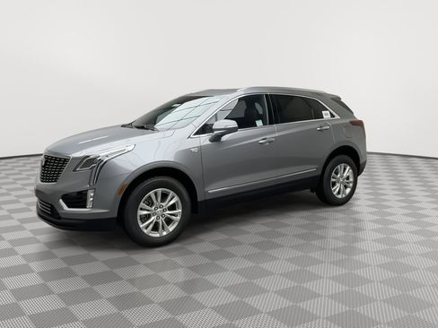 Used 2026 Cadillac XT5 Luxury w/ LPO, Floor Liner Package AWD/4WD image 36