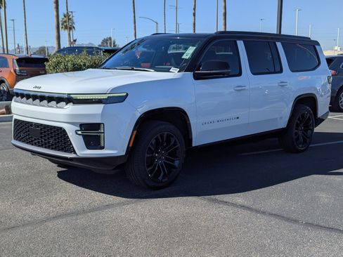 New 2026 Jeep Grand Wagoneer L Summit image 5