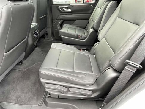 Used 2021 Chevrolet Tahoe LT w/ LT Signature Package image 11
