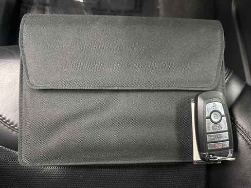 Used 2022 Ford Explorer Platinum w/ Equipment Group 601A image 44