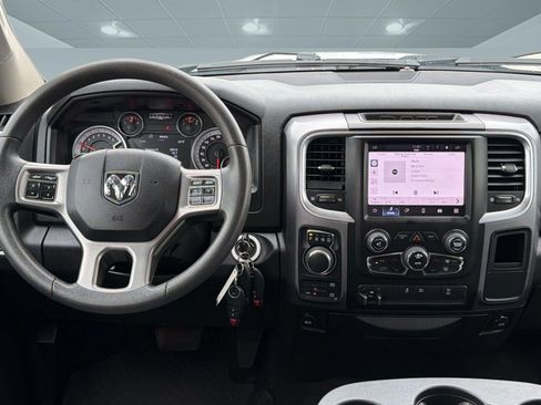 Used 2022 RAM 1500 Classic SLT w/ Electronics Group AWD/4WD image 28
