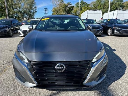 Used 2023 Nissan Altima 2.5 SV image 8