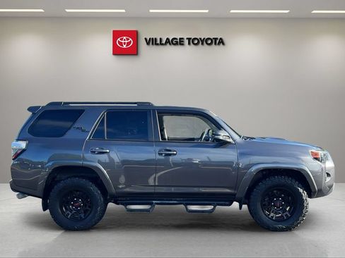 Certified 2021 Toyota 4Runner TRD Off-Road Premium w/ Moonroof Package AWD/4WD image 6