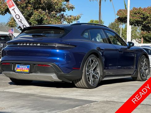 Used 2023 Porsche Taycan 4S image 4