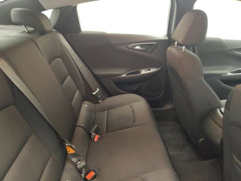 Used 2023 Chevrolet Malibu RS FWD image 19