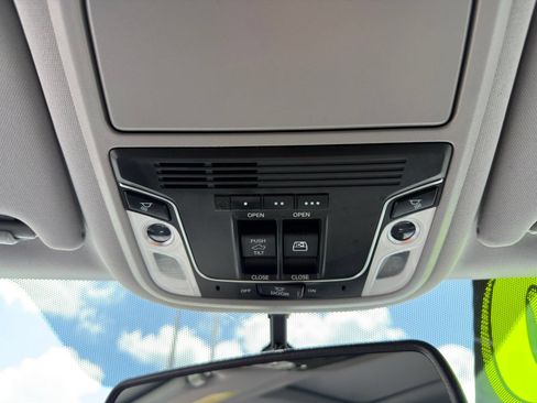 Used 2019 Honda Ridgeline RTL-T image 25