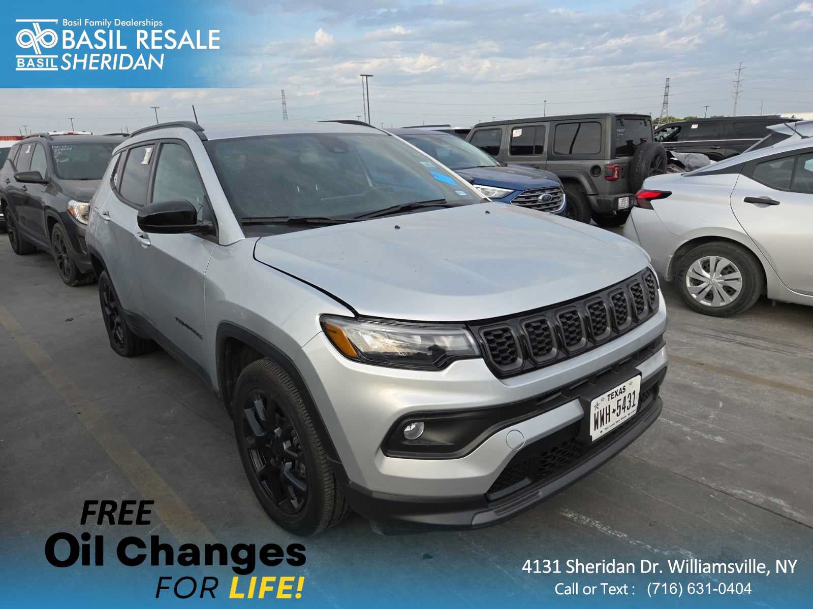 Used 2025 Jeep Compass Latitude w/ Altitude Special Edition AWD/4WD image 1