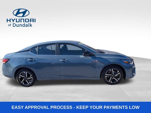 Used 2024 Nissan Sentra SV FWD image 9