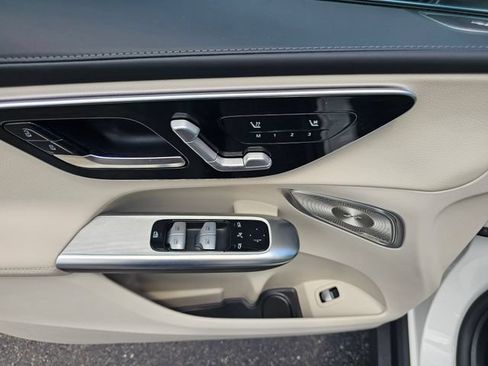 Certified 2023 Mercedes-Benz GLC 300 4MATIC image 22