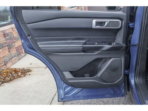 Used 2020 Ford Explorer XLT w/ Equipment Group 202A image 16
