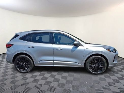 Certified 2023 Ford Escape ST-Line Elite AWD/4WD image 8