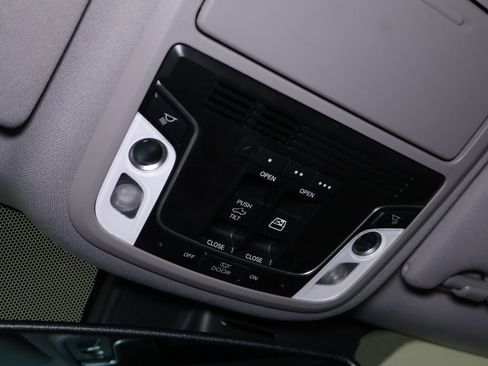 Used 2020 Honda Ridgeline RTL-E image 31