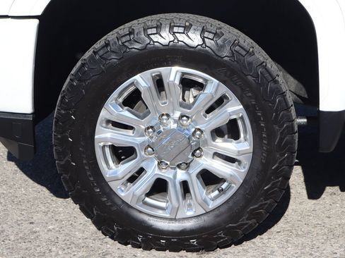 Used 2022 GMC Sierra 2500 Denali w/ Denali Ultimate Package AWD/4WD image 51