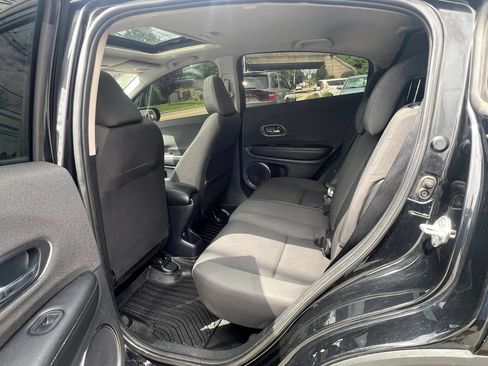 Used 2022 Honda HR-V EX image 29