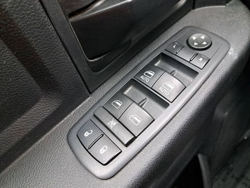 Used 2016 RAM 3500 Tradesman w/ Protection Group image 25