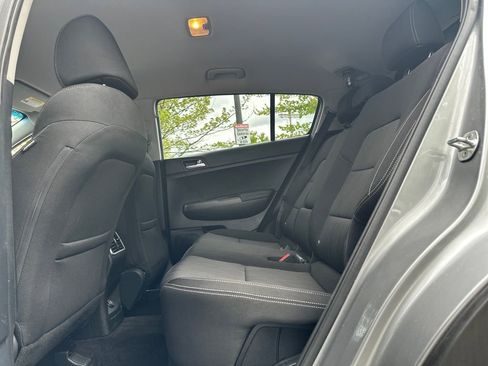 Used 2020 Kia Sportage LX AWD/4WD image 13